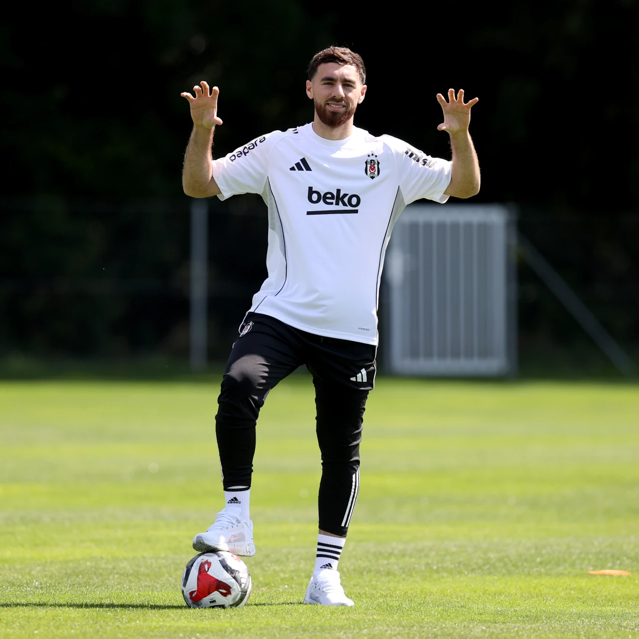 Dusan Vlahovic’in İmza Töreni Hakkında Bilgilendirme